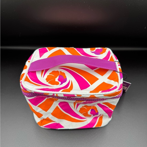 Aloha Collection x Hawaiian Airlines Cabin Crew & Cutie Set - Picture 3 of 9